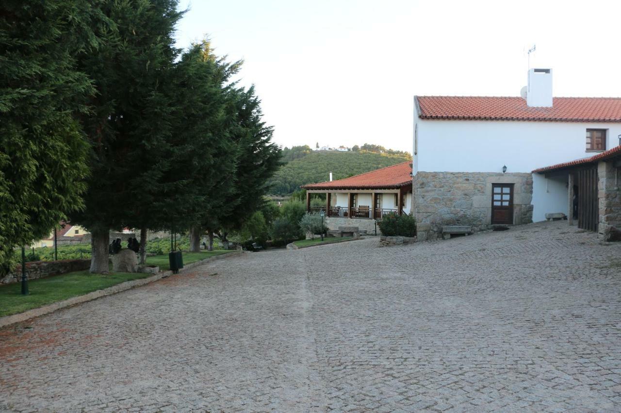 Casa Dona Urraca Hotel Vilarinho da Castanheira Bagian luar foto