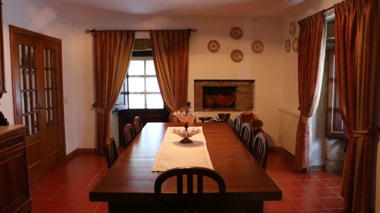 Casa Dona Urraca Hotel Vilarinho da Castanheira Bagian luar foto