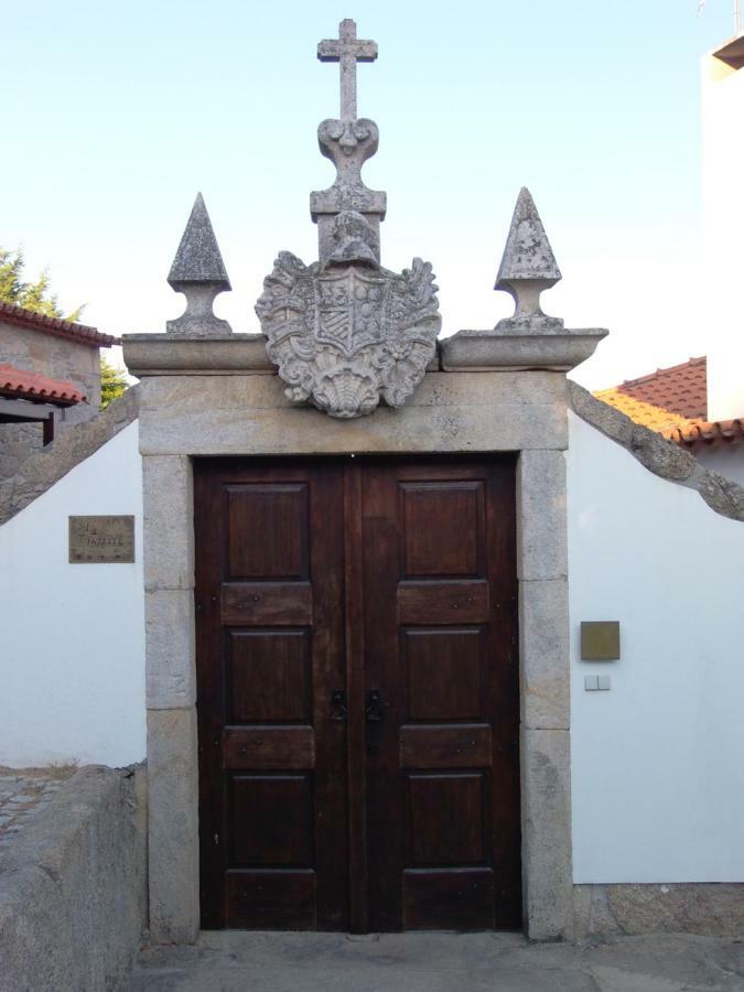 Casa Dona Urraca Hotel Vilarinho da Castanheira Bagian luar foto