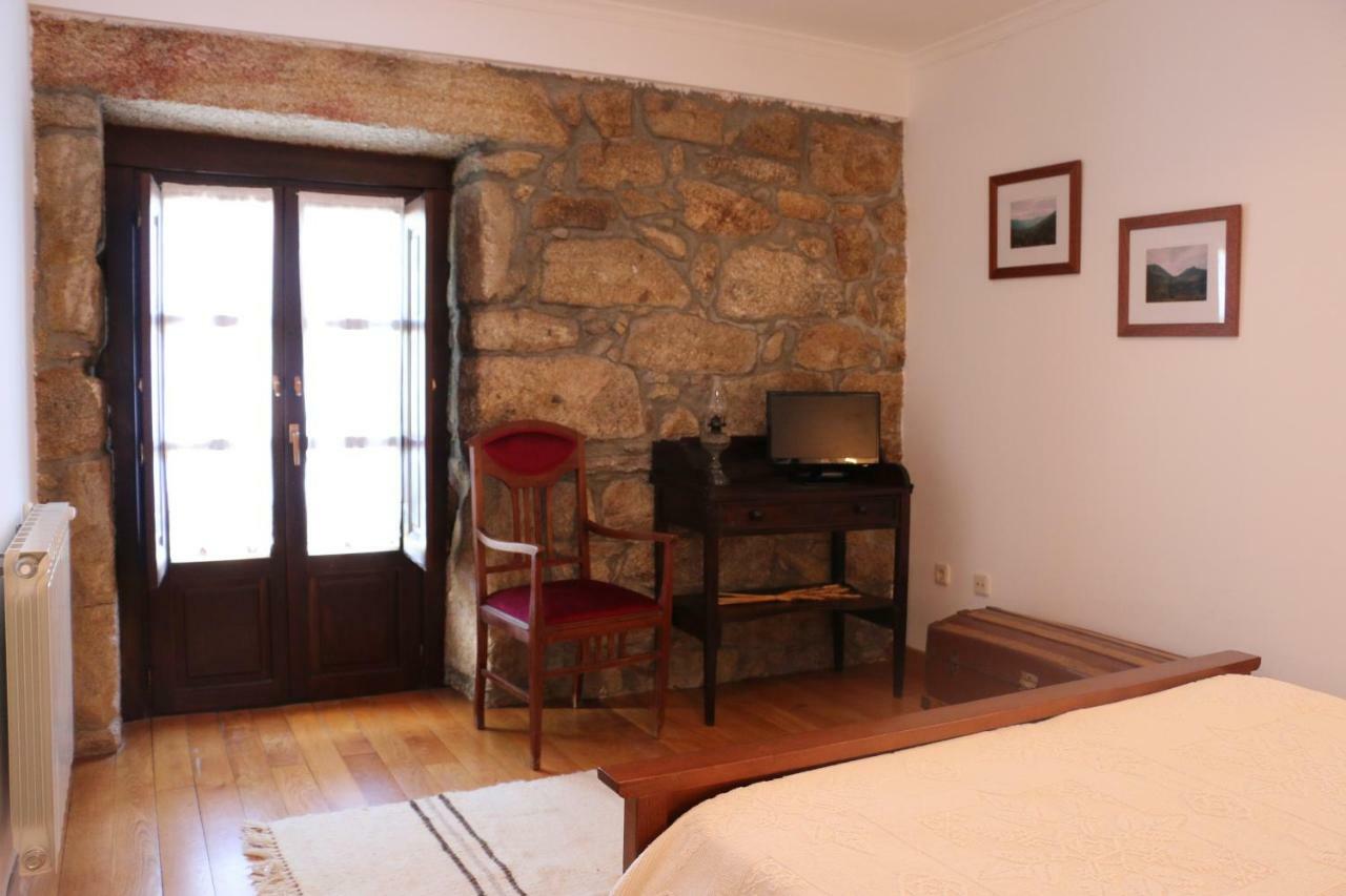 Casa Dona Urraca Hotel Vilarinho da Castanheira Bagian luar foto